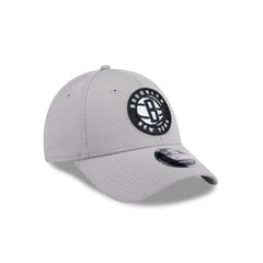 Brooklyn Nets Gray 9FORTY Stretch-Snap Hat