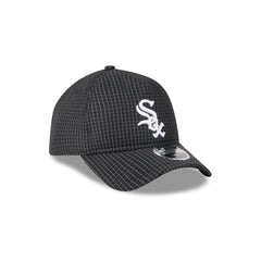 Chicago White Sox Grid 9FORTY APEX Snapback Hat
