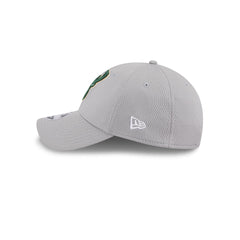 Milwaukee Bucks Gray 9FORTY Stretch-Snap Hat