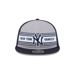 New York Yankees Team Stripes Retro Crown 9FIFTY Snapback Hat