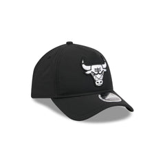 Chicago Bulls Black 9FORTY APEX Snapback Hat