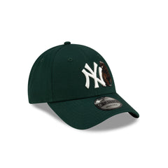 New York Yankees Bear 9FORTY Adjustable Hat